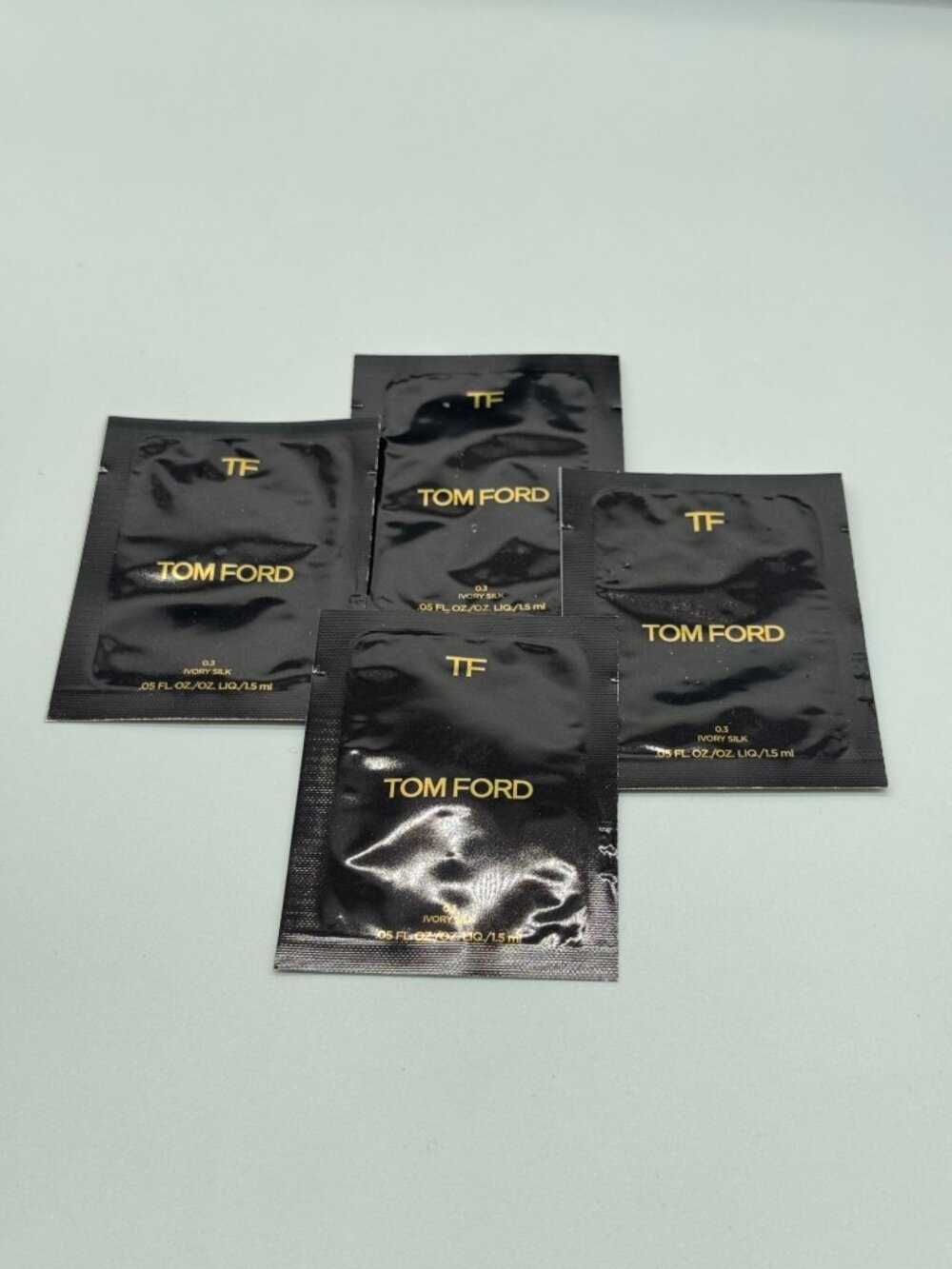Tom Ford Traceless Soft Matte Foundation 0.05 OZ